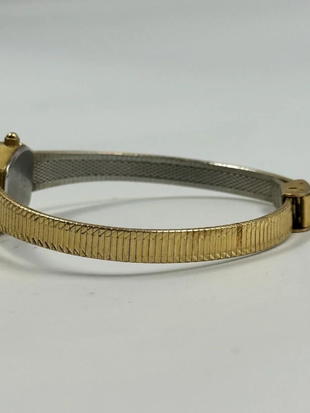 Vintage Adolfo Watch Women Gold Tone Oval 17MM Dial Slim Band New Battery